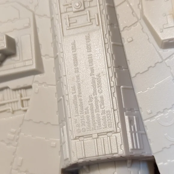 Star Wars millennium falcon micro machines Hasbro 2015 - Picture 8 of 9